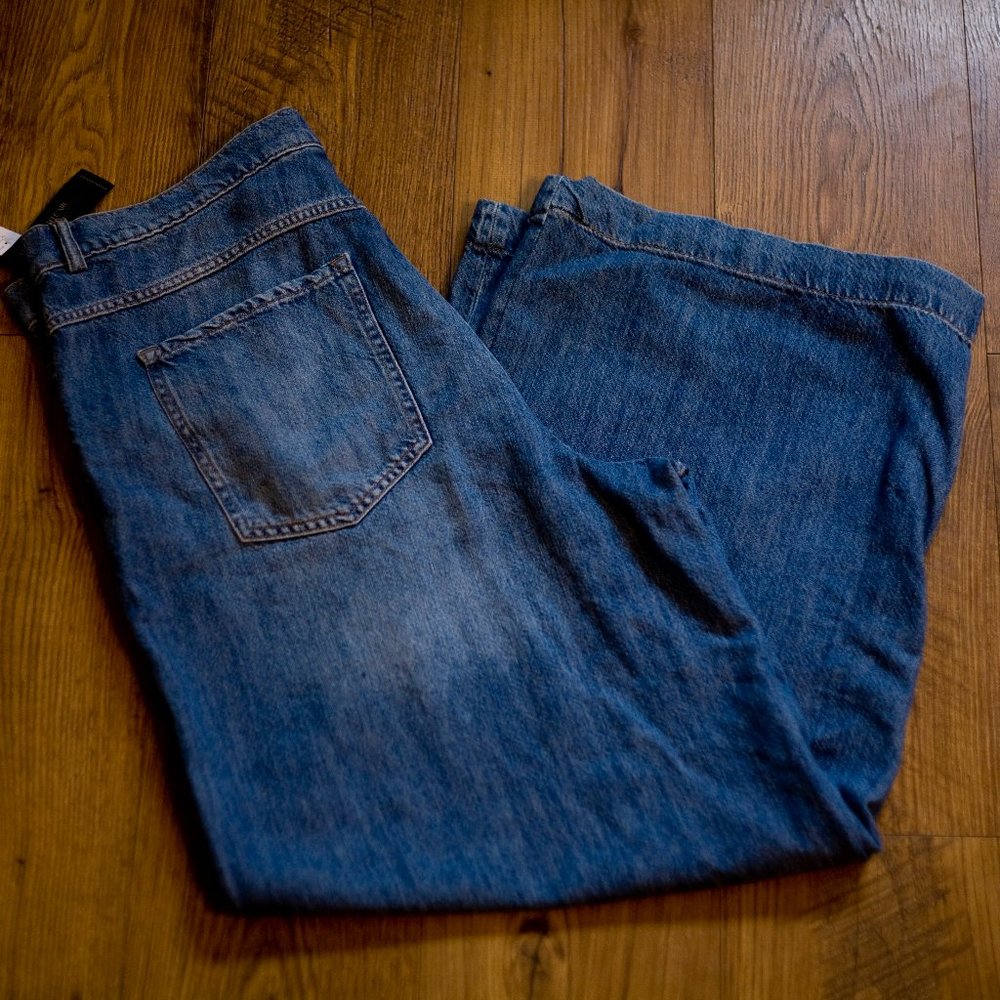 Banana Republic high rise super wide leg 34 inches size 18 plus jean den…